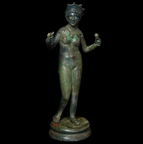 Roman Bronze Statue of Venus