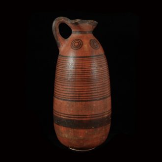 Zypriotische Kanne der Black-on-Red Ware