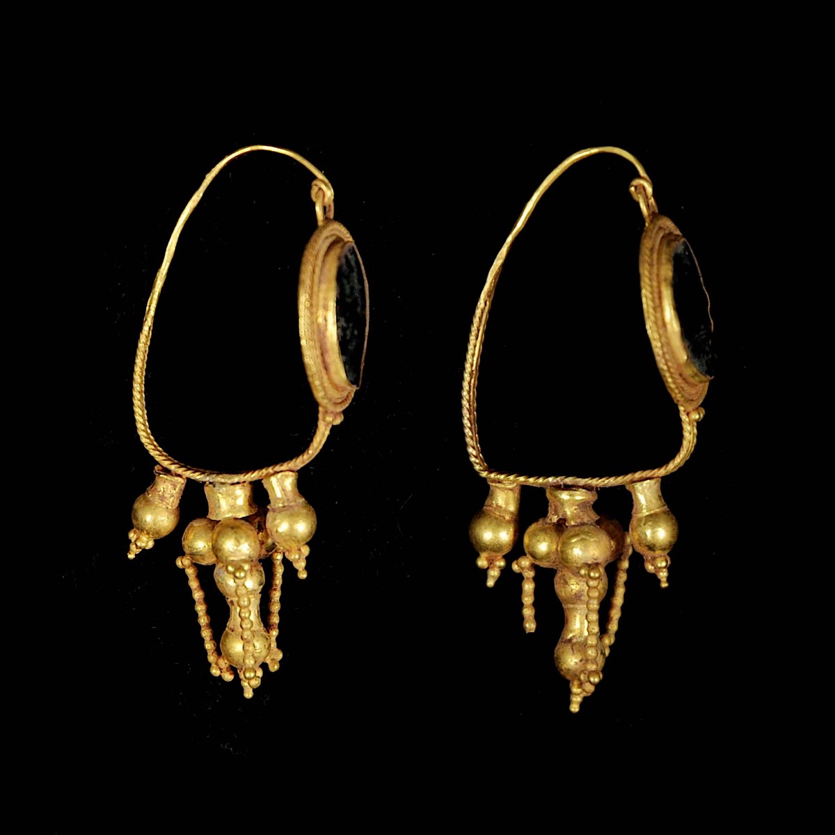 Large Roman Gold Earrings with Grape Pendants Christoph Bacher