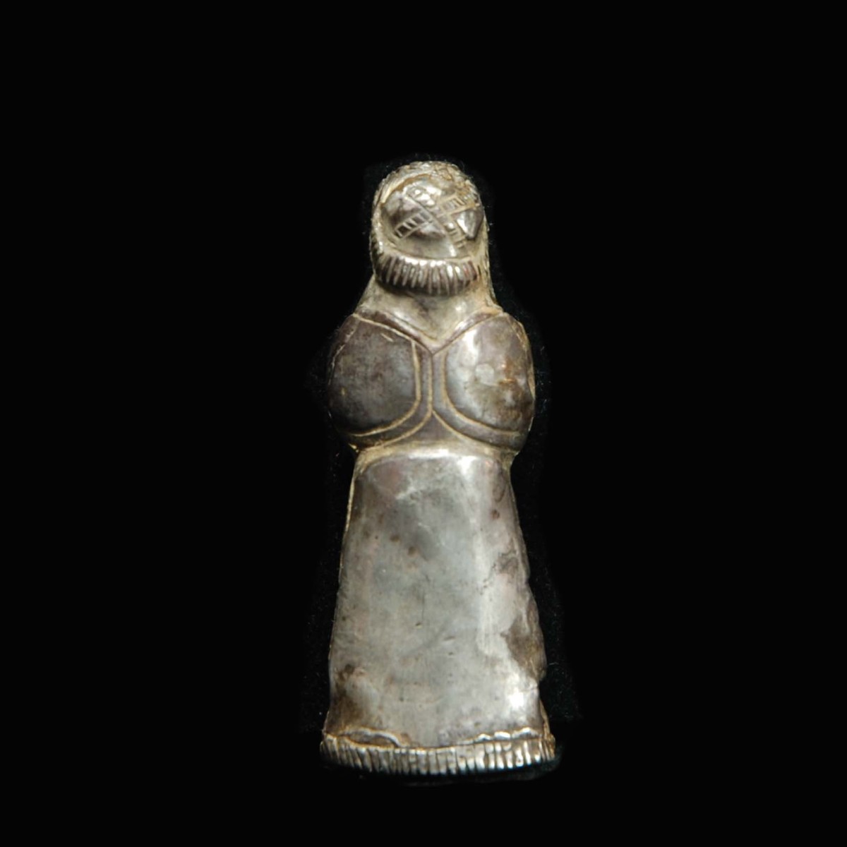 Elamite Silver female worshipper back