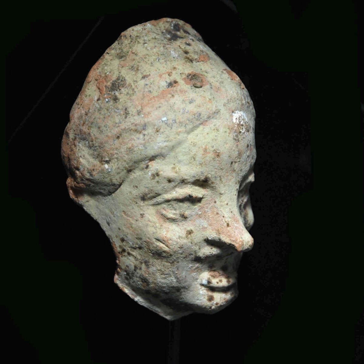 Greek terracotta head protome right