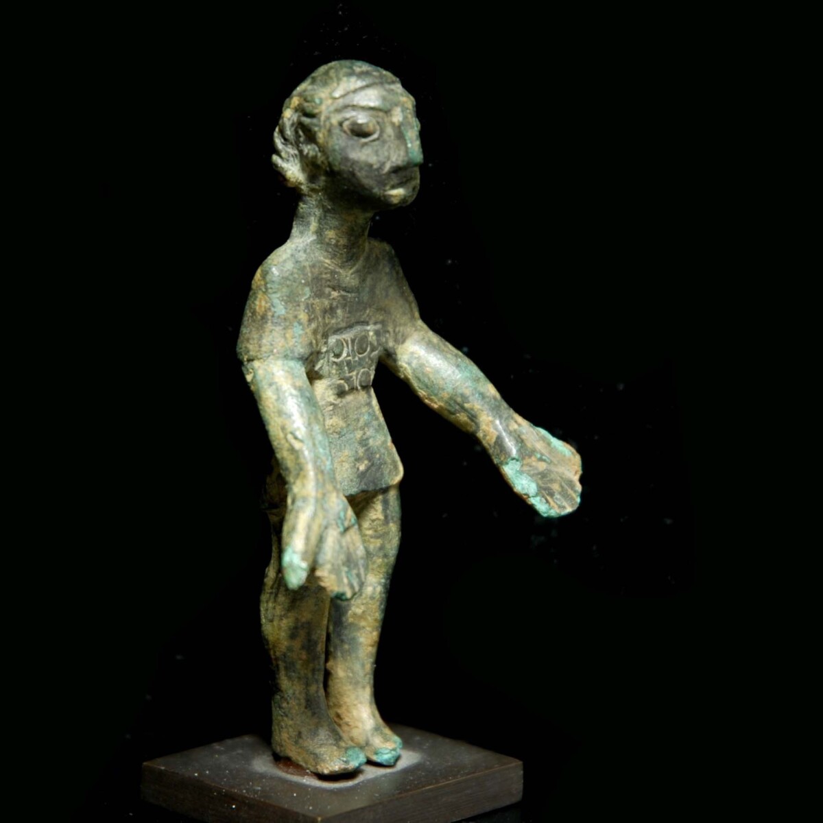 Iberian Bronze idol half right