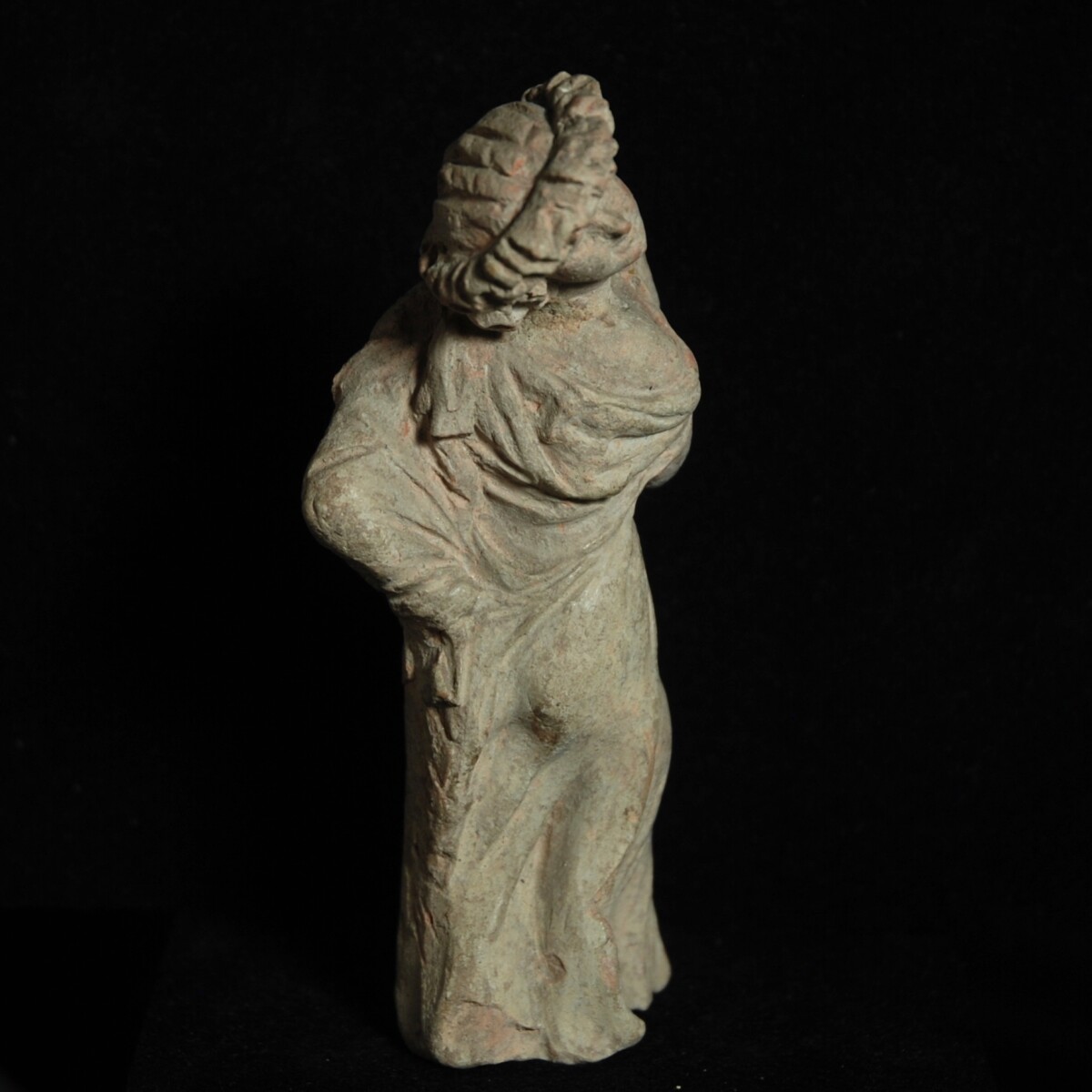 1 Tanagra statuette of a dancing girl right