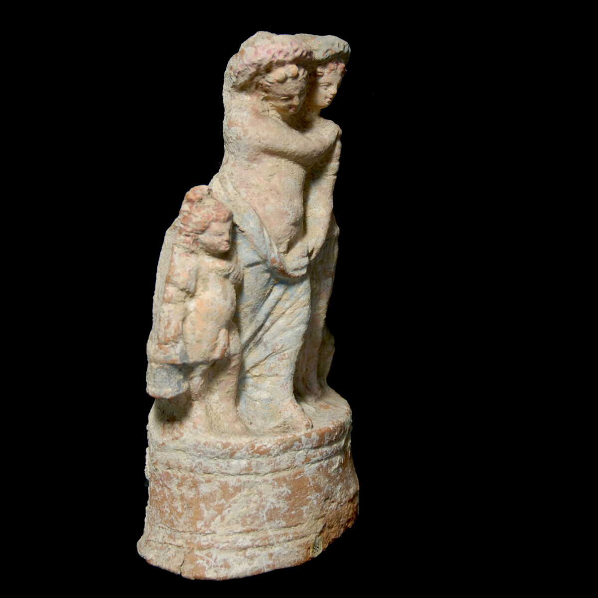 6 Greek hellenistic tanagra terracotta group with three children side