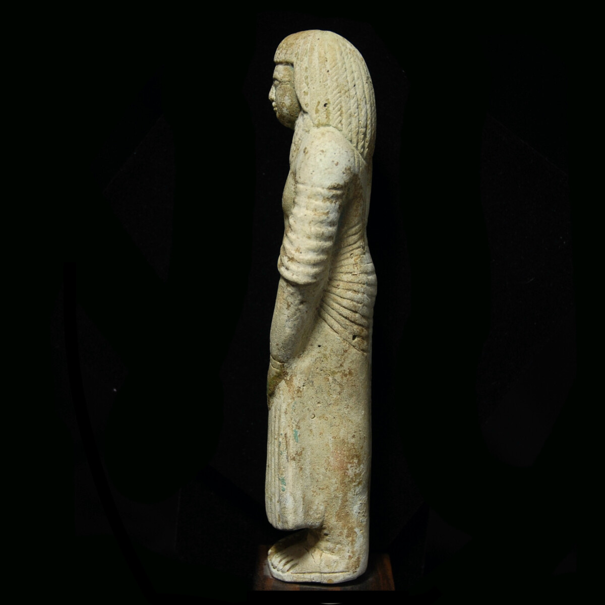 Faience shabti of an overseer 19 dynasty left