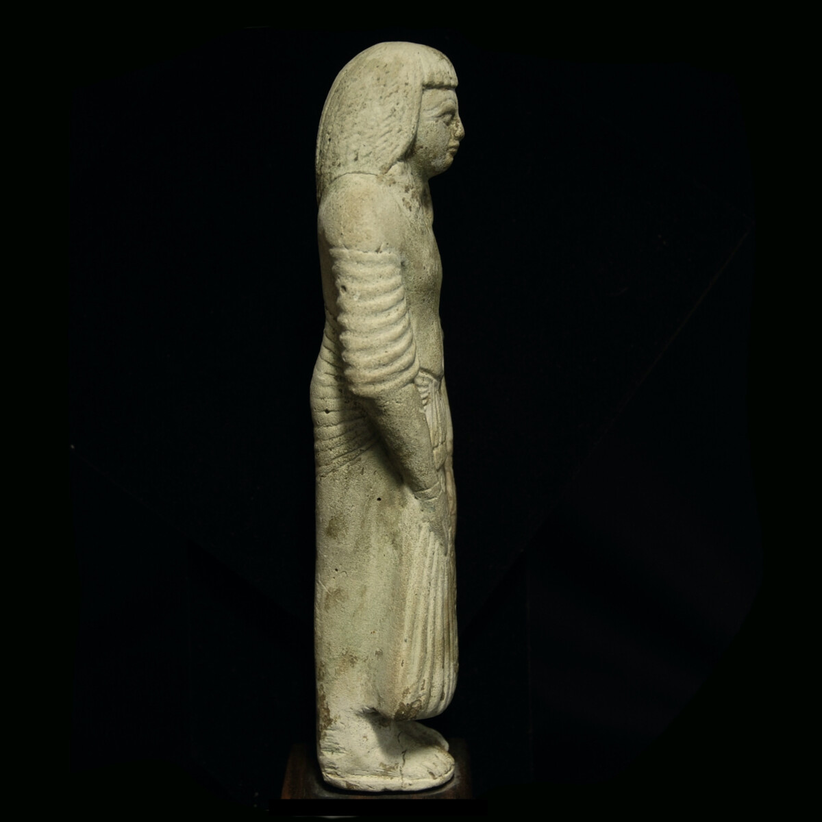 Faience shabti of an overseer 19 dynasty right