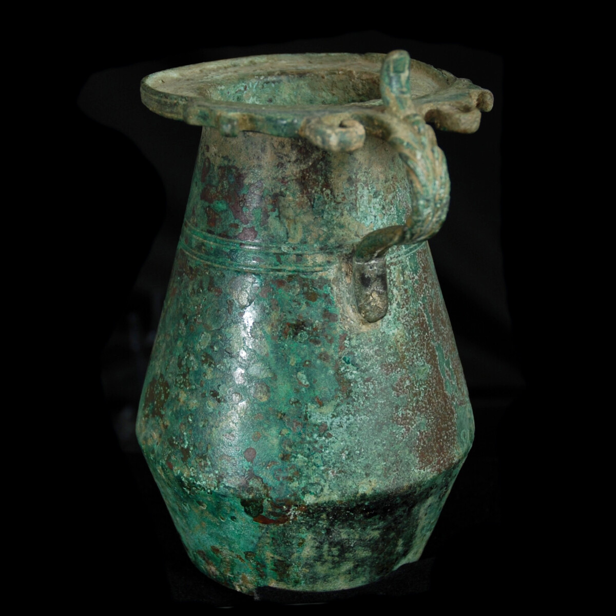 Roman Bronze olpe with thumb rest