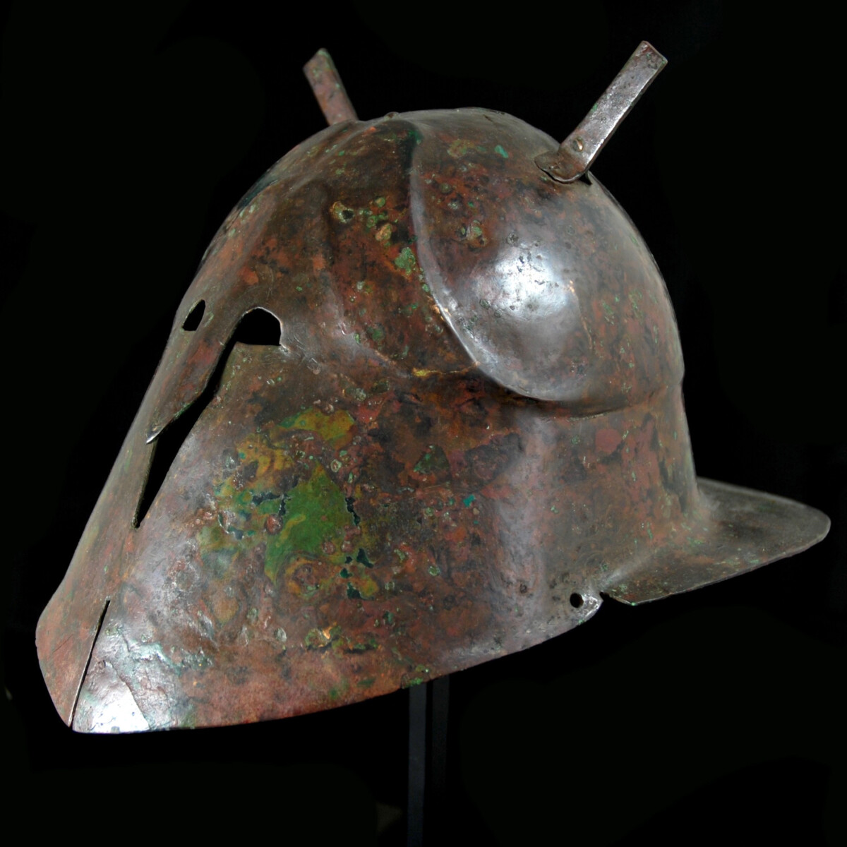 apulian corinthian Bronze helmet half
