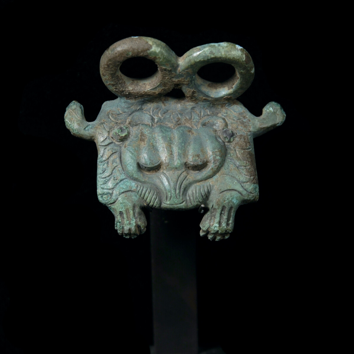 Greek Bronze attachment situla lion