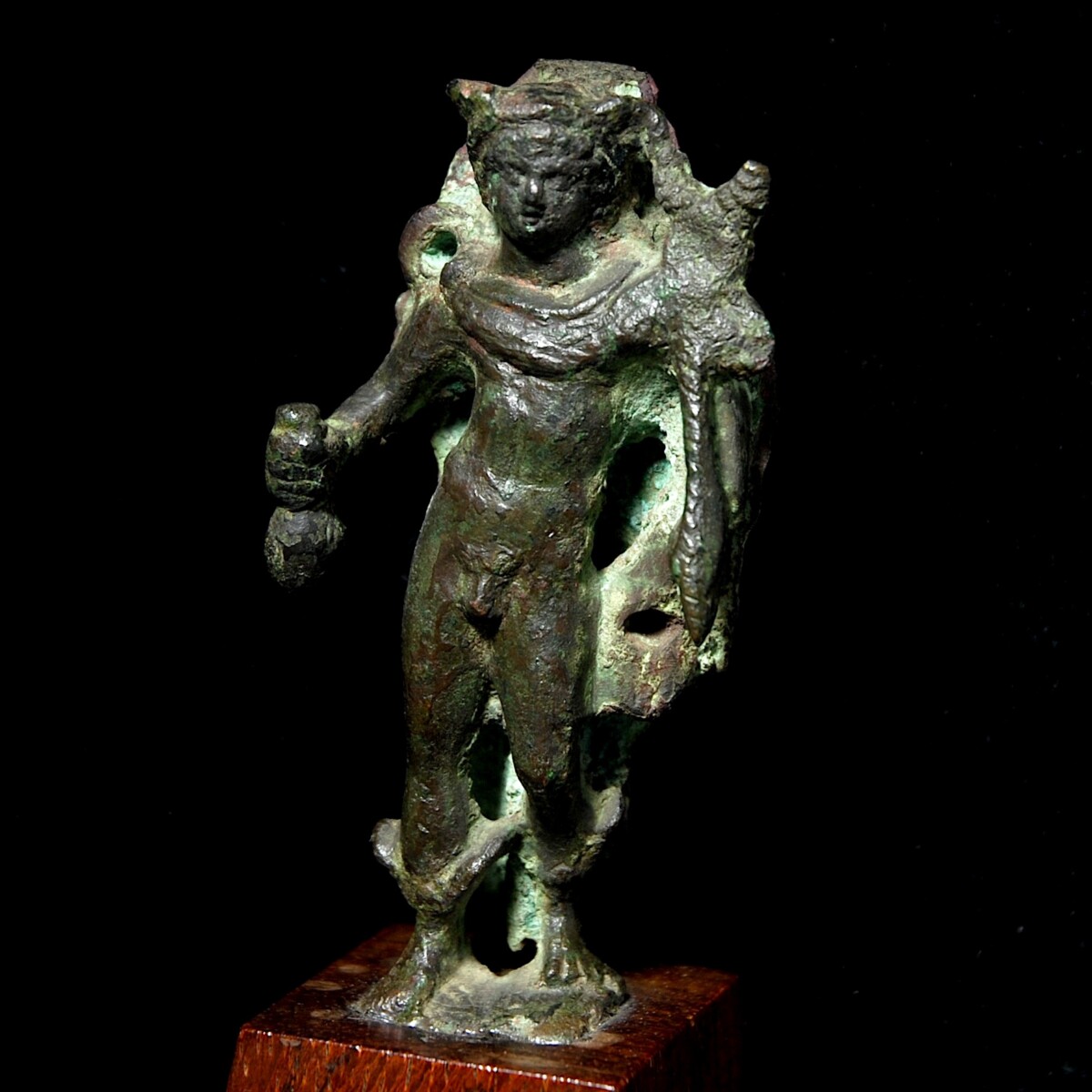 Roman Bronze statue of Mercury front