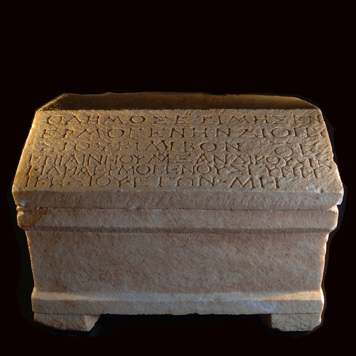 Greek marble urn of Hermogenes
