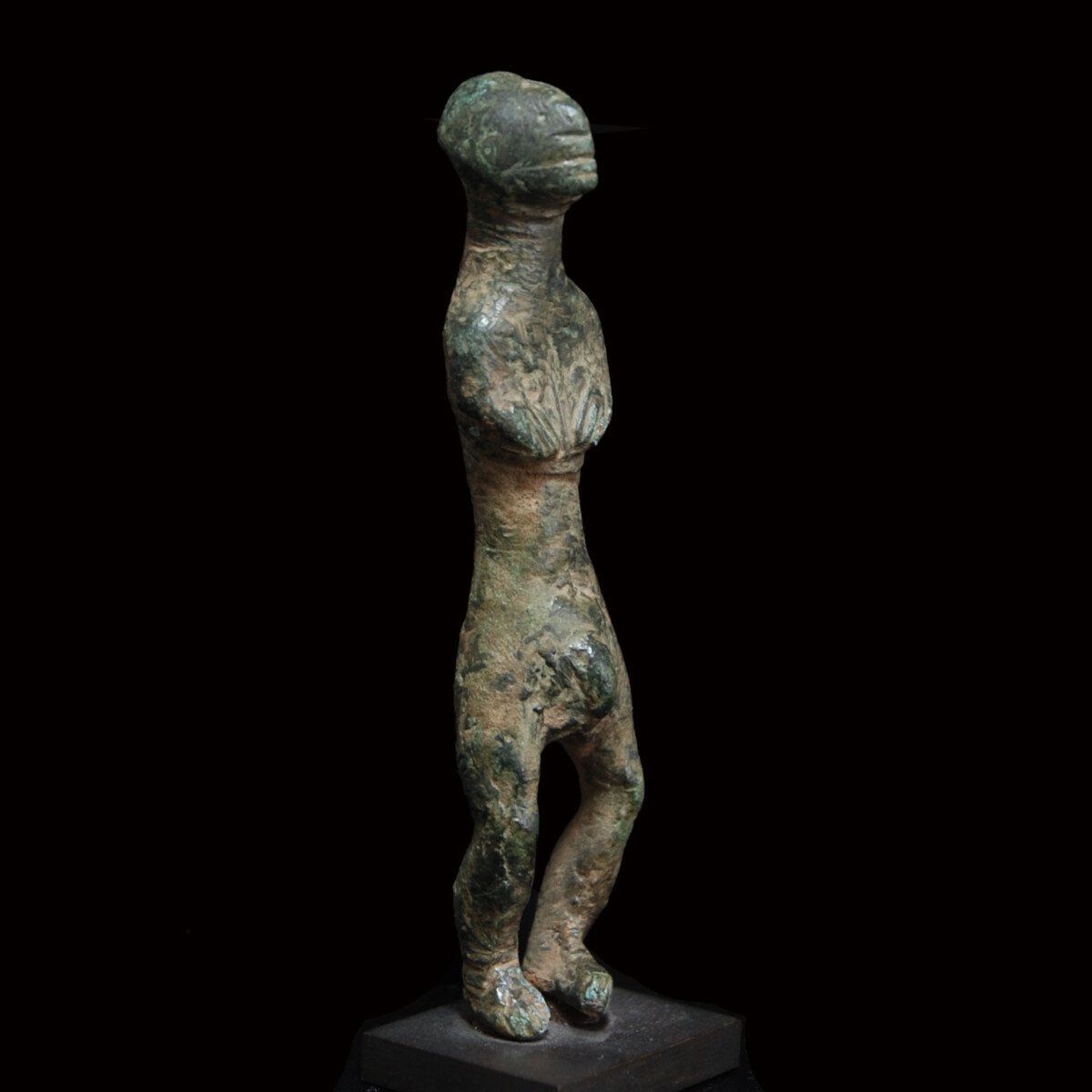 Italic ityphallic bronze idol right